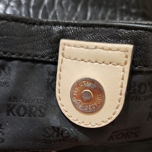 Michael Kors Black Leather Tote Bag - Picture 7 of 11